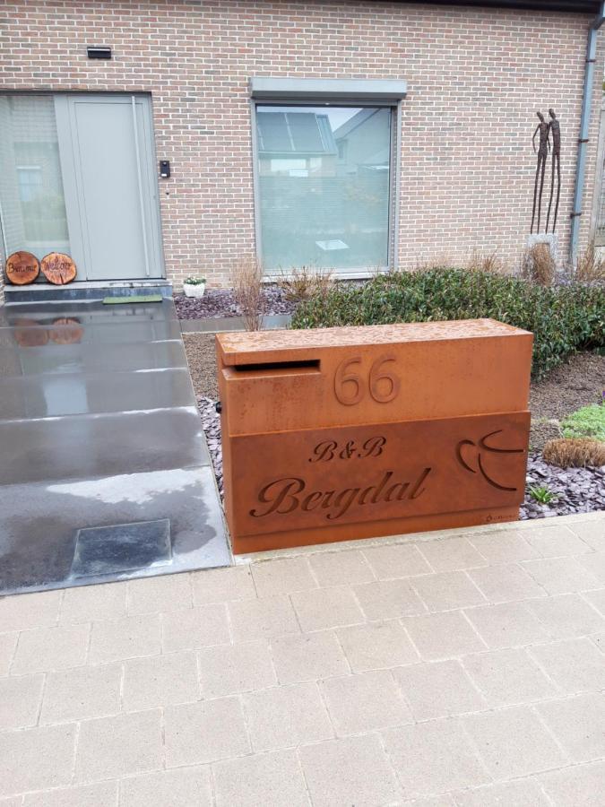 B&B Bergdal Gits Bagian luar foto